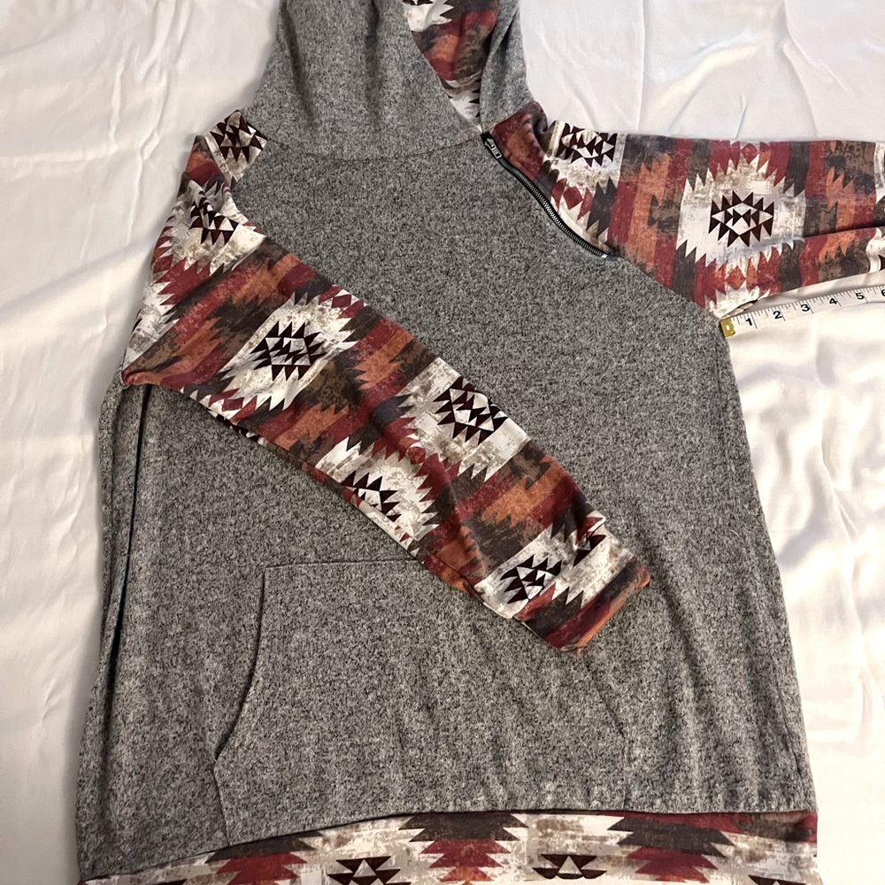 Western Pullover